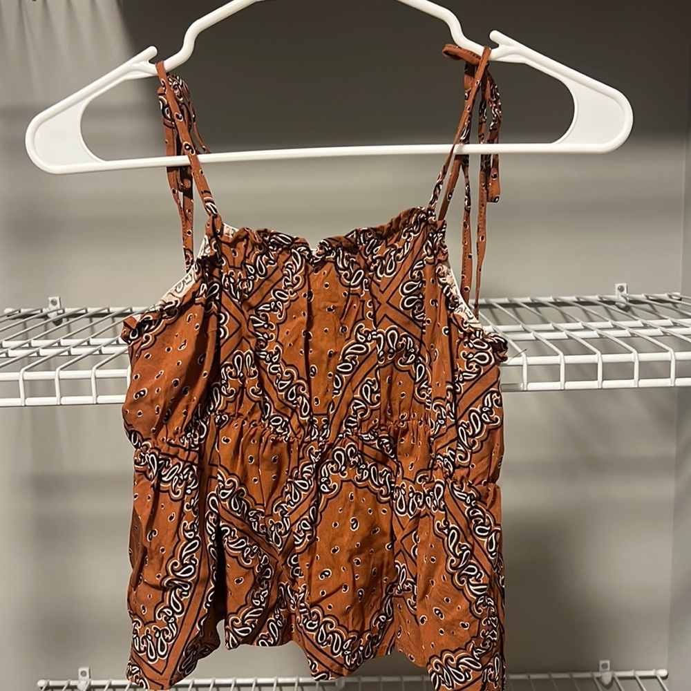 NWOT * L.A.HEARTS Brown Bandana Crop Size Small